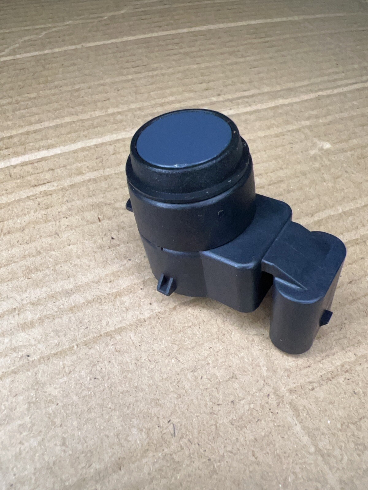 New black 670005173 PARKING SENSOR OEM For 2014-2020 MASERATI GHIBLI