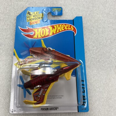 hot wheels poison arrow Treasure Hunt Red& Yellow 2014 #4/250 New On Card B189
