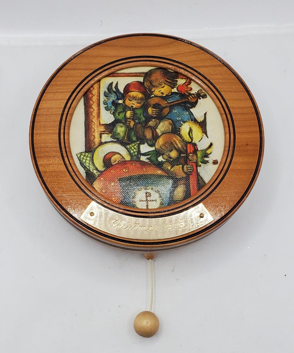 Vintage Reuge Music Box 1976 Christmas Wall Hanging Swiss Vintage Reuge Music Box 1976 Christmas Wall Hanging Swiss