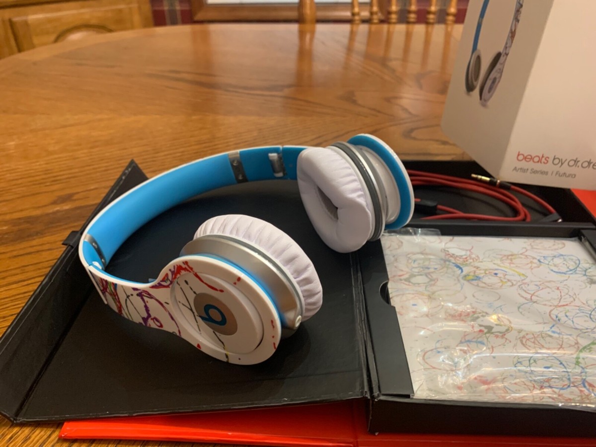 ヘッドホン Beats by Dr. Dre Solo HD Artist Futura ヘッドホン Beats by Dr. Dre Solo HD Artist Futura Futura x