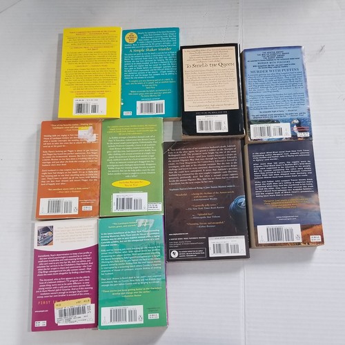 Gemütliches Krimi-Buch 10 Stück Zeitgenössisch & Historisch Mix Kulinarisch & mehr - Bild 2 von 24