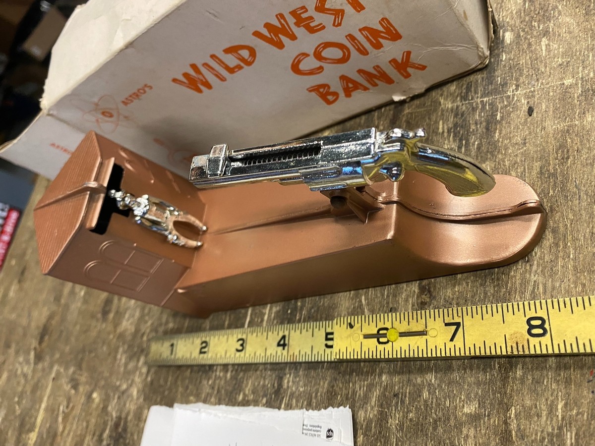 NIB Coin Bank Wild West Cowboy Gun Shooting Mechanical Orig
