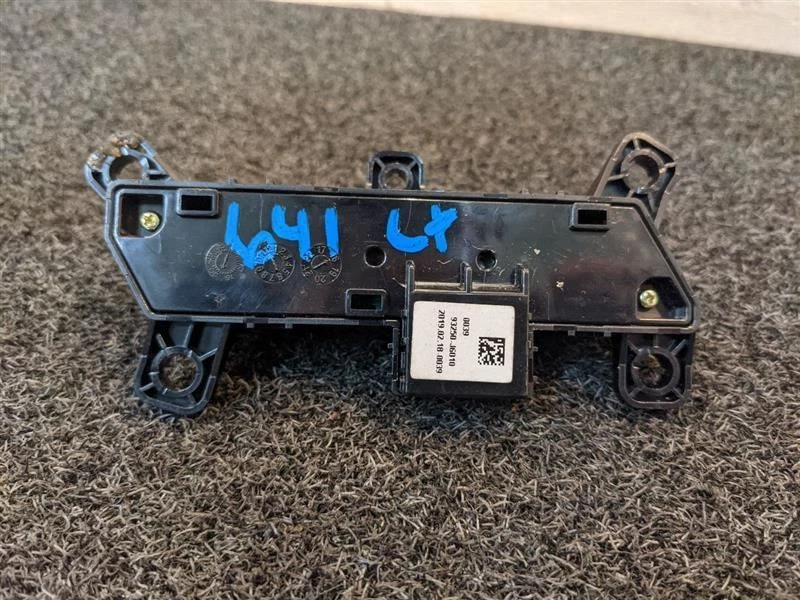 Driver Front Door Switch Memory Fits 19-20 K900 383714 - Image 4 of 4