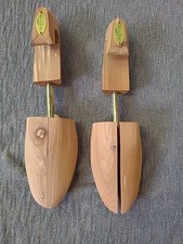 Woodlore Mens Shoe Tree Cedar Wood Forms Stretchers Shaper Keepers 13  