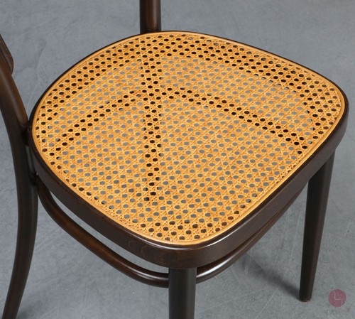 Thonet 214 Wiener Kaffeehausstuhl Bugholz Stuhl Nussbaum Braun schöne Patina - Bild 18 von 22