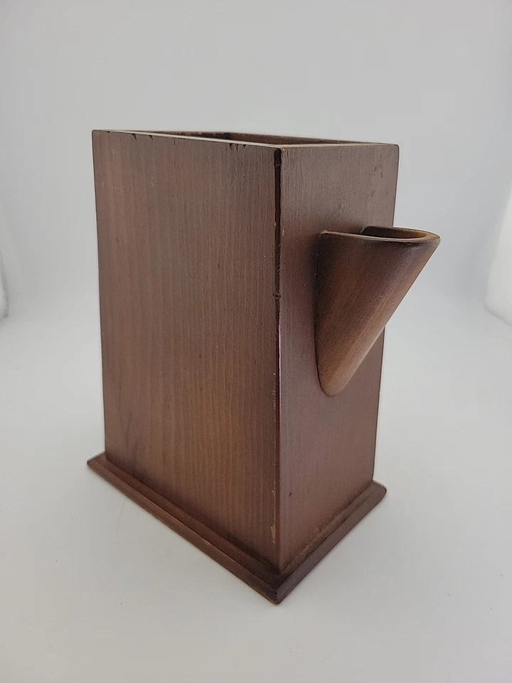 Dispensador de jabón en escamas de lavandería en forma de tetera de madera vintage años 50’s Foto 4 de 4