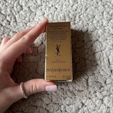 YSL Touche Éclat Le Teint Foundation. YSL Touche Eclat Foundation. Sample