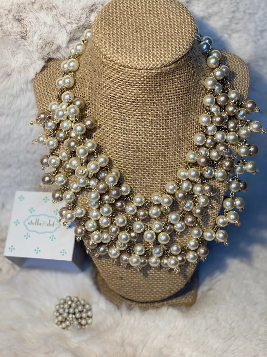 Stella and dot pearl bib best sale necklace