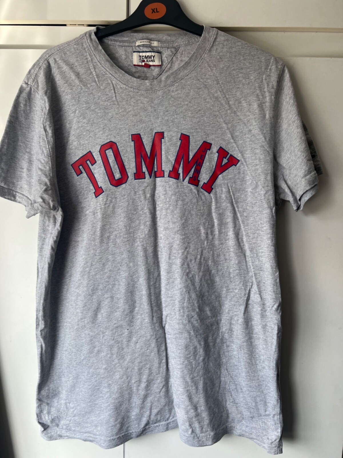 Venta de Tommy Hilfiger | 109 articulos de segunda mano