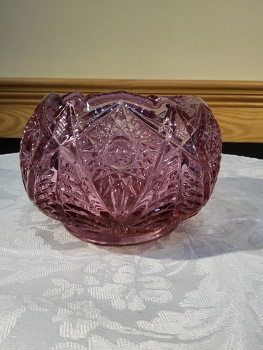 Fenton Dusty Rose Bowl Starburst & Tree Pattern Pressed Glass Plum Violet 3.75”