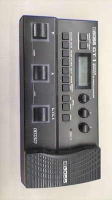 BOSS GT-1 Guitar Multi-Effects Processor Amp Simulator Portable Tested TMB02 2.0