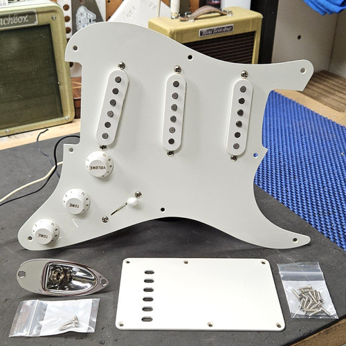2017 Fender American Original 50's Strat Loaded Pickguard - Stratocaster USA
