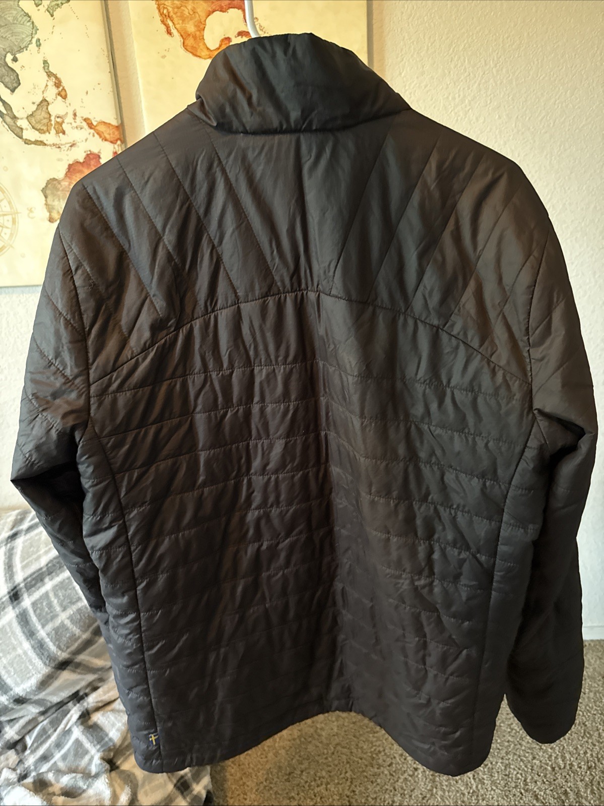 Fjallraven 1974 Expedition Black Down Hoodie Jacket Men’s M Medium image 4