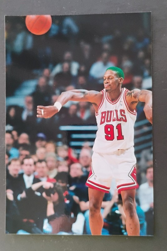 1995 DENNIS RODMAN Original TYPE 1 SNAPSHOT PHOTO Dated Dec 20, 1995 Amazing 