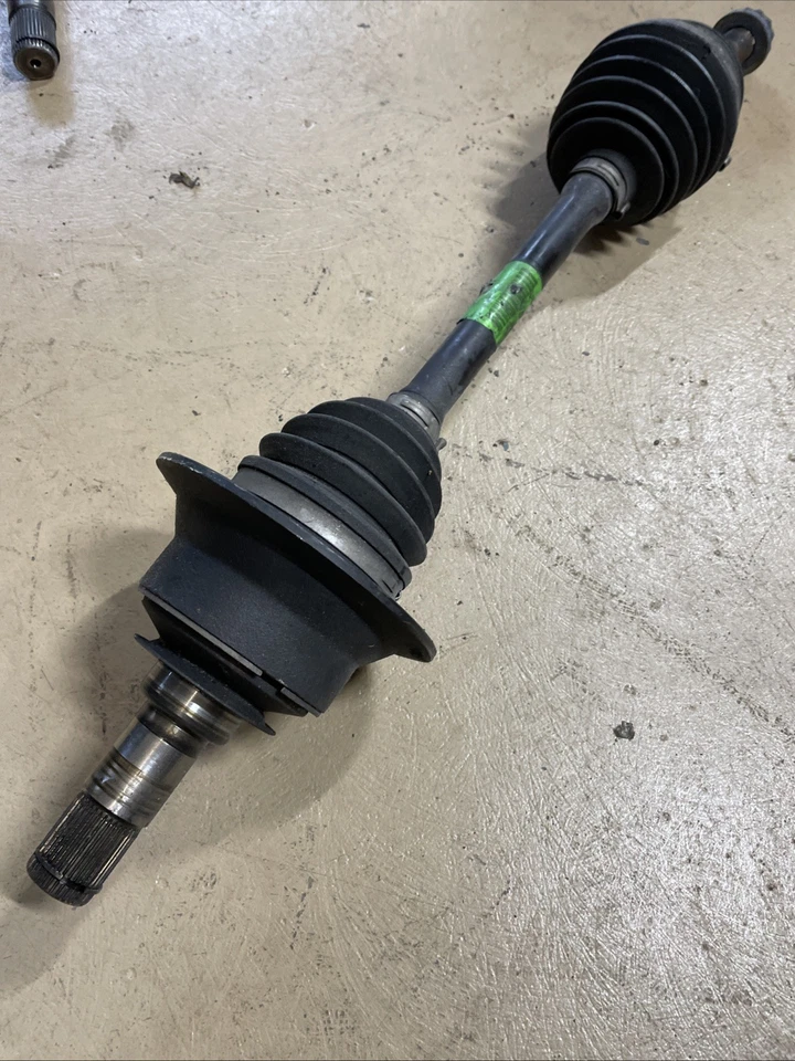 2013 - 2016 梅赛德斯奔驰 X166 GL450 左前驱动侧轴轴原始设备制造商 — 第 2/4 张图片