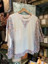 Bibi Floral And Cream Top So Cute Oversized NWT Size:L