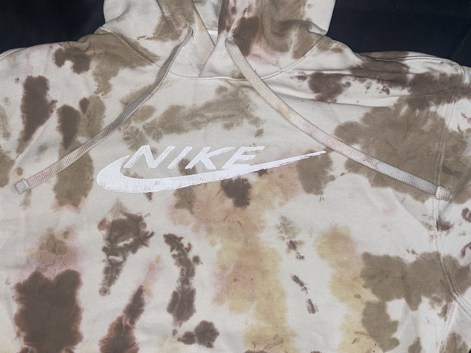 Nike Tan Acid Print Basic Pullover Sweatshirt | S… - image 7
