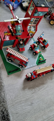 LEGO Feuerwehr Stadion 6571 und Leiterwagen 6340