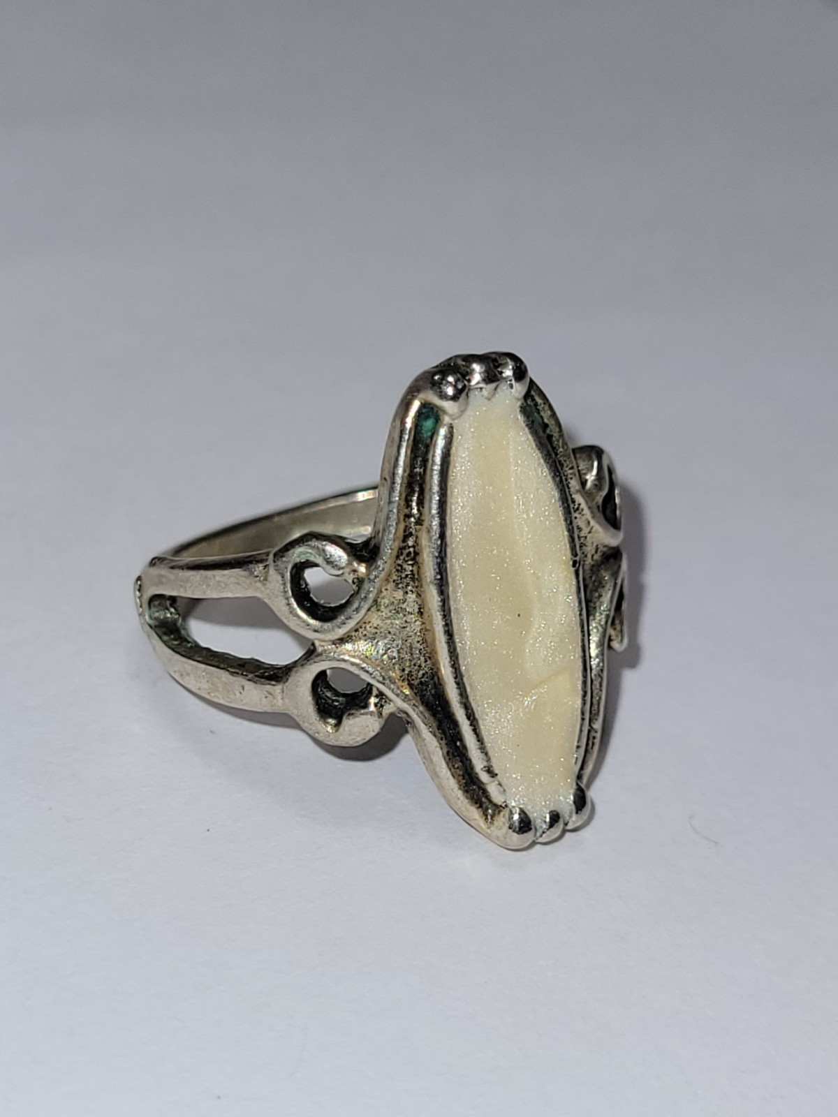 Vintage Silvertone Statement Ring White Swirl Ena… - image 2