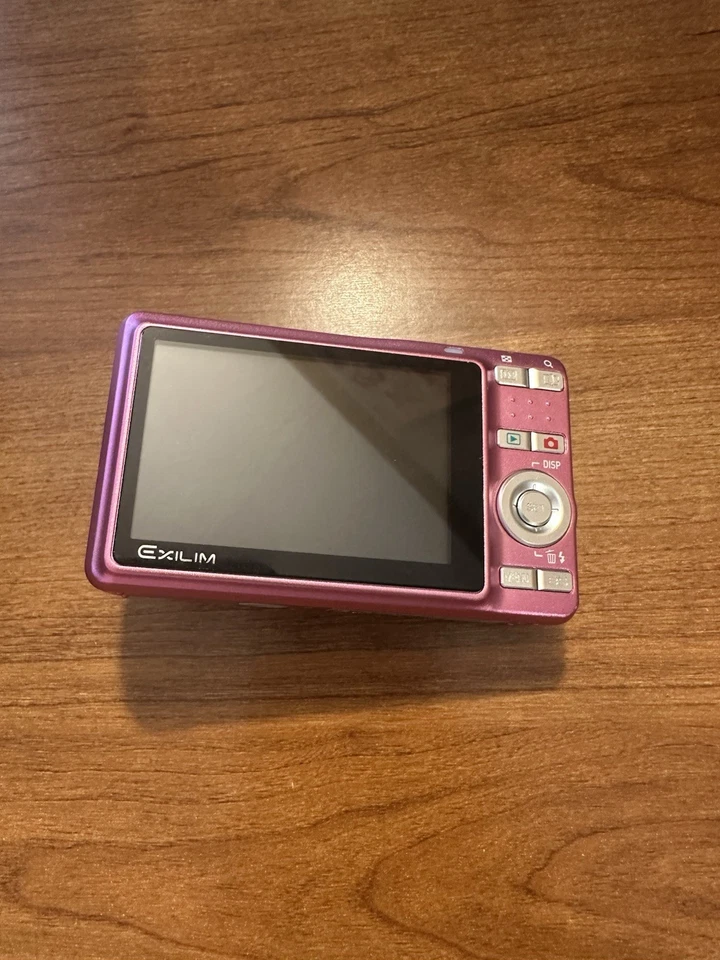 Casio Exilim EX-Z9 Digital Camera Pink PLEASE READ for parts or Repair - Image 2 of 2