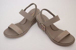 skechers cali beaded slip on wedge