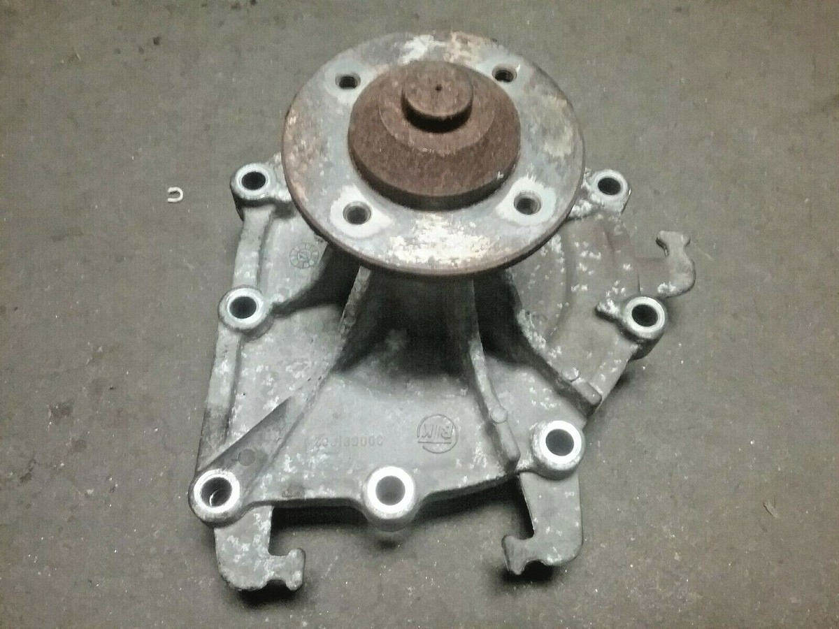 INTERNATIONAL MAXXFORCE 13 WATER PUMP 3006816C2 | eBay