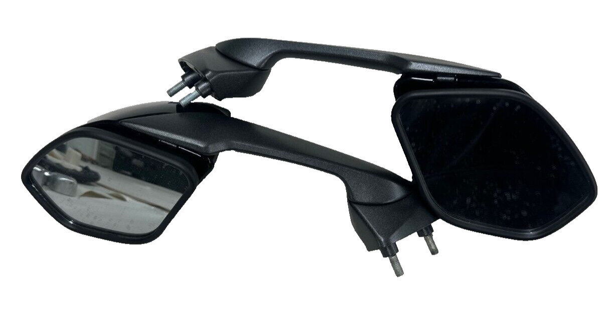2022-2024 SUZUKI HAYABUSA LEFT AND RIGHT MIRRORS OEM SCRATCHED