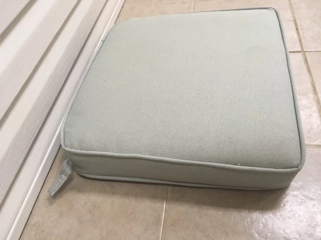 1 Puerta Frontal Grande Deluxe Silla de Comedor Patio Exterior Cojín 21x20 Spa Azul NUEVO Foto 2 de 3