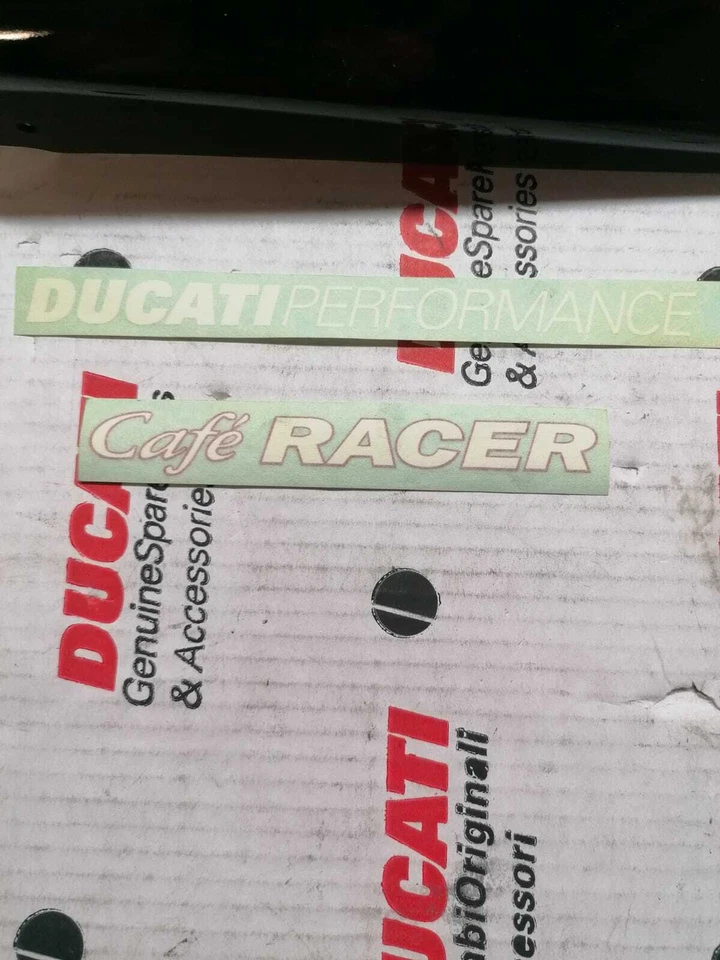 Par Tapas Laterales Negro Transparencias para Ducati Monster 1 Serie 96906199c - Imagen 3 de 4