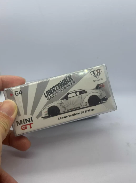TSM Mini GT 64 Liberty Walk LB Works Nissan GT-R R35