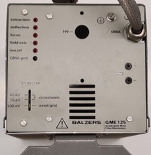Balzers QME125 Quadrupol Massenspektrometer Filterelektronik Installationswinkel