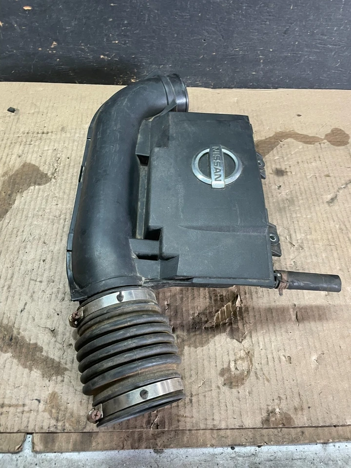 2005-2011 Nissan Pathfinder Xterra 4.0L Air Intake Resonator Box OEM M8988 DG - Image 4 of 4