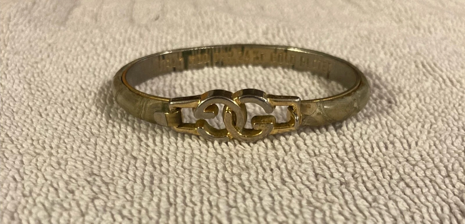 Bracelet Gucci vintage peau de serpent vert Italie mod. Bijou plaqué or Dep 24 carats