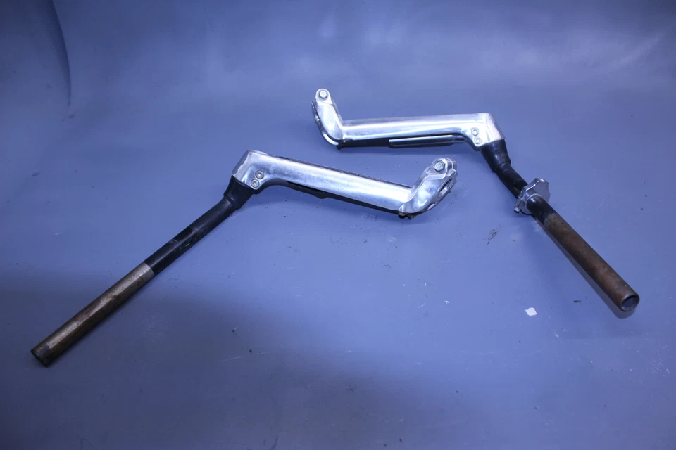 1983 YAMAHA VENTURE ROYALE XVZ1200D HANDLEBARS - Image 2 of 4