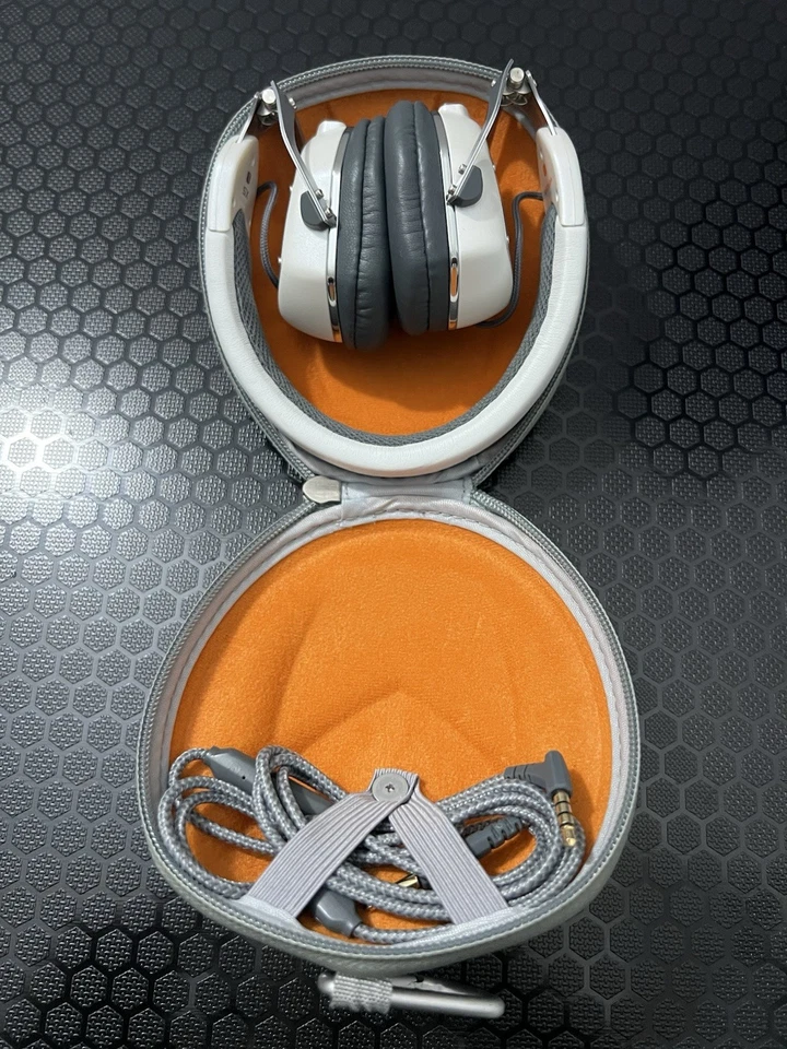 V Moda Xs - Immagine 4 di 4