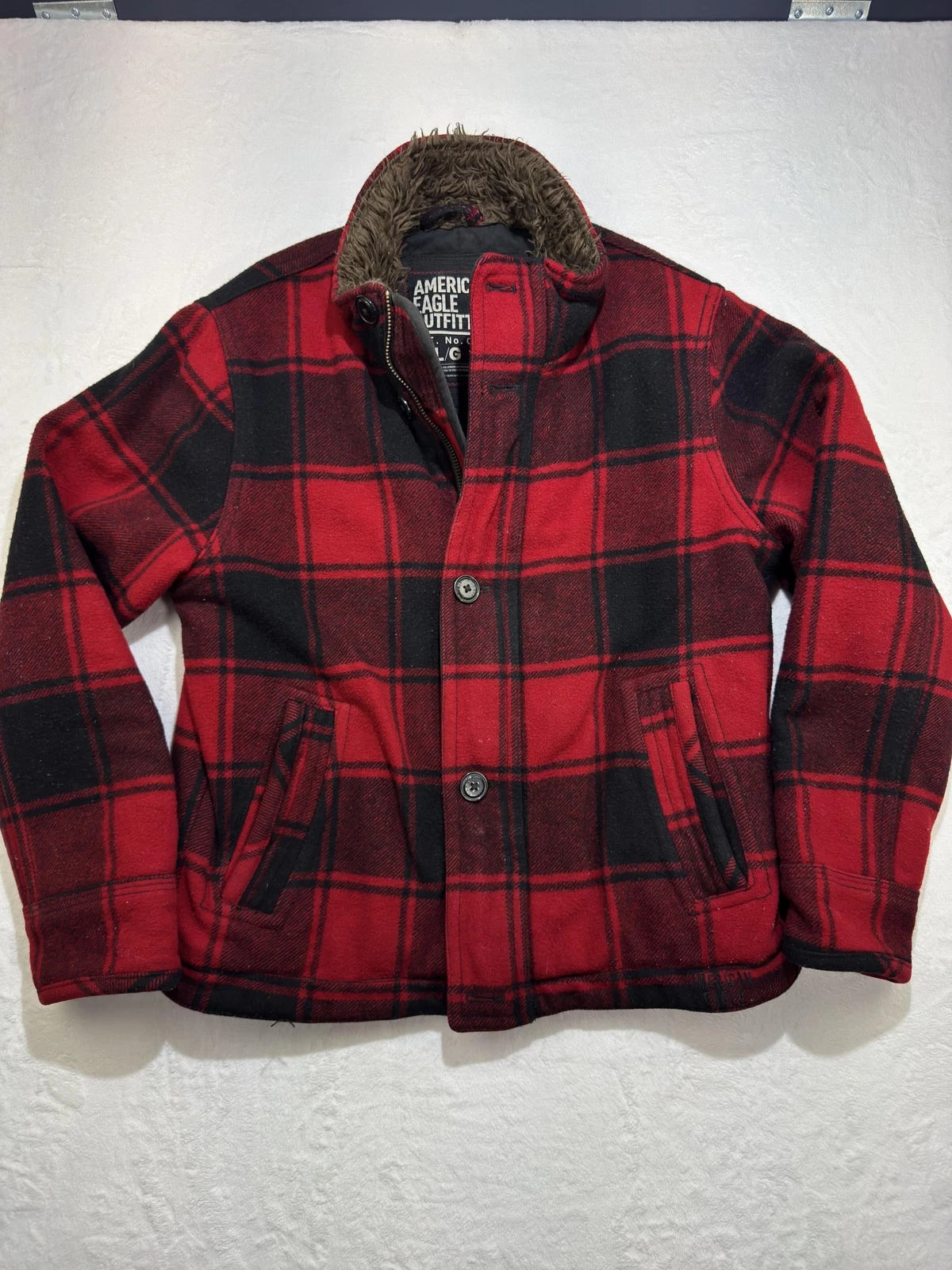 American Eagle Outfitters Jacket Mens Large Red Plaid Wool Quilted Fur Collar