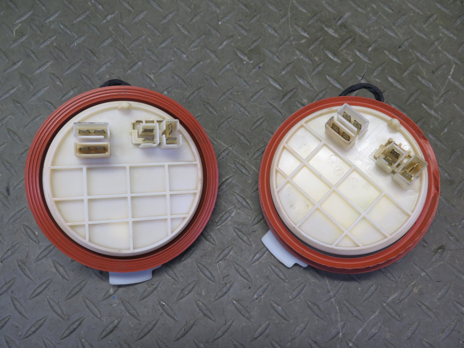 2006-2012 BENTLEY FLYING SPUR 6.0L ENGINE LEFT & RIGHT SIDE FUEL PUMP ASSEMBLY