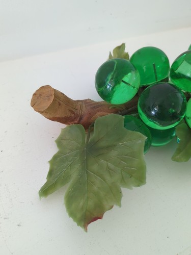 Acrylic Lucite Green Grape Cluster Driftwood Sculpture MCM Retro Leaves M41 - Picture 3 of 9