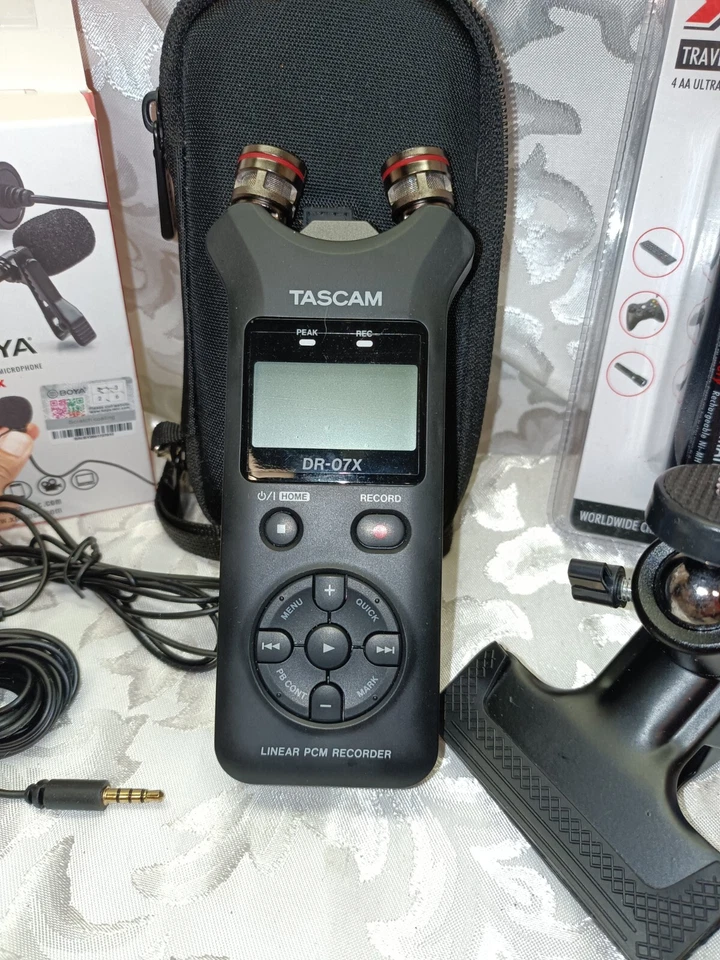 Tascam DR-07X Stereo Handheld Digital Audio Recorder with Accessories - Image 3 of 4