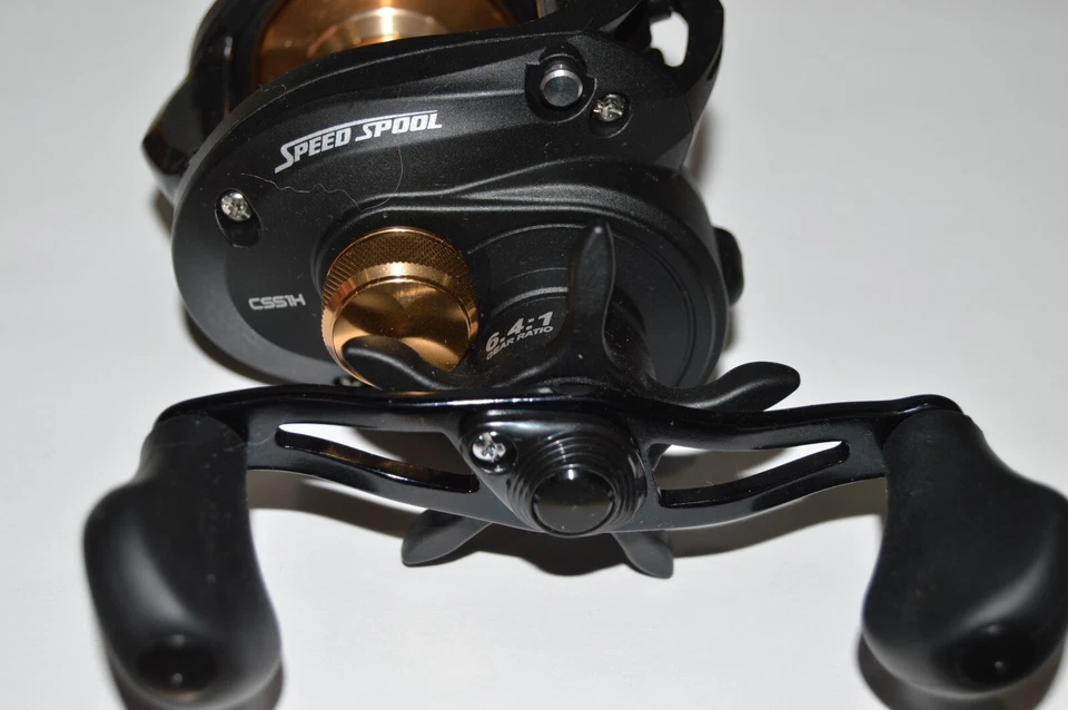 Carrete de pesca Lews Classic Speed Baitcast 5 rodamientos CSS1H NUEVO modelo de exhibición Foto 2 de 4