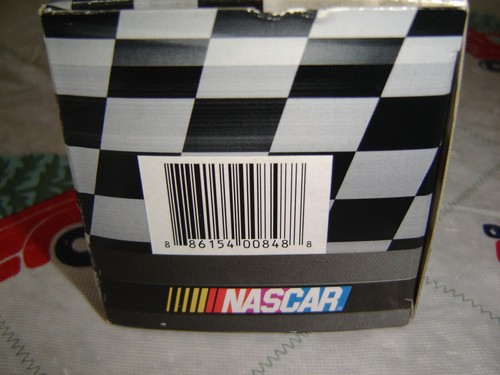 Kevin Harvick 2011 #29 Adult Black Budweiser RCR Chevy Impala 1/64 New - Picture 8 of 8