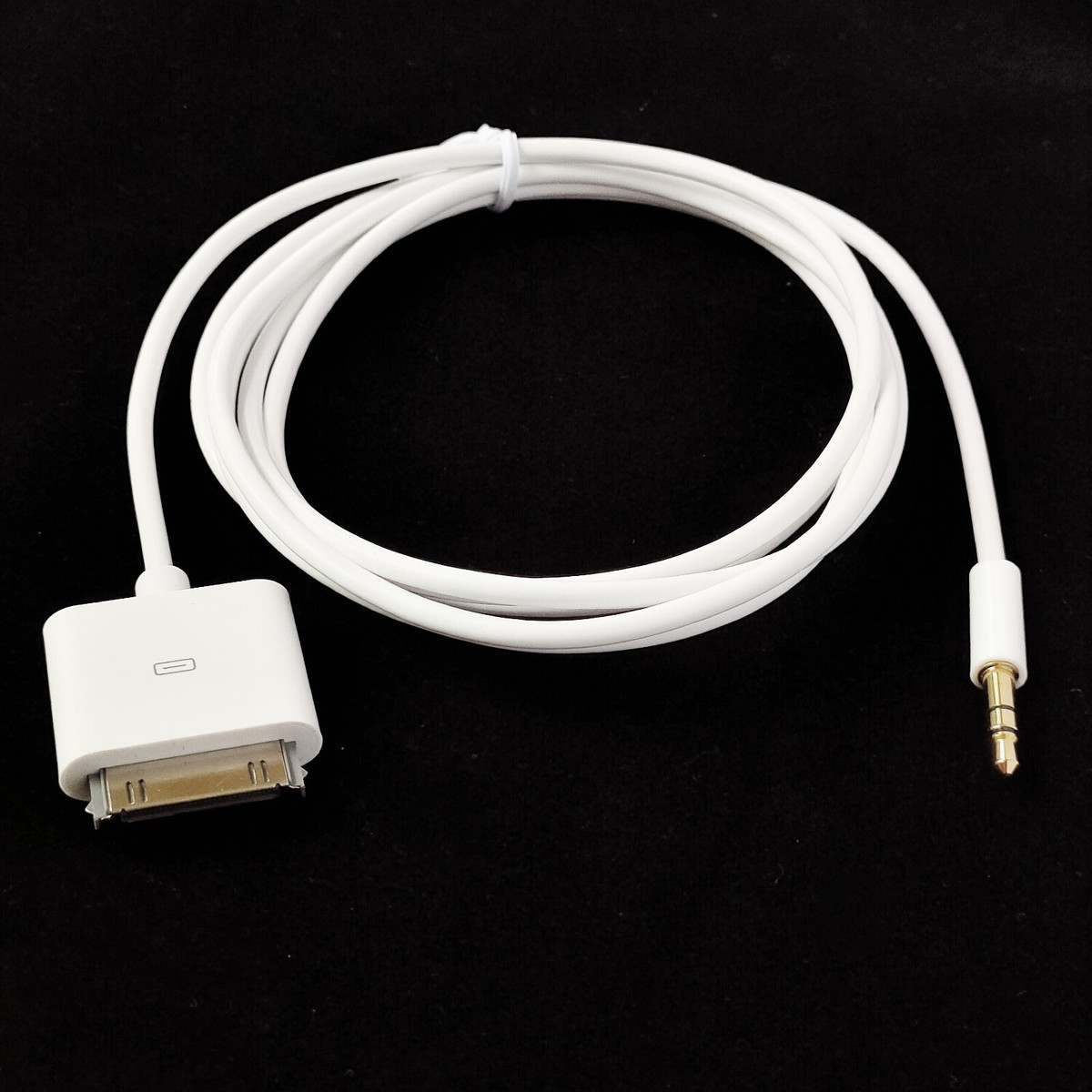 For iPod Dock Connector to 3.5mm Stereo Input Adapter Plug