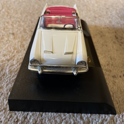 Signature 1955 Packard Caribbean Diecast Car - 1:32 Scale - Picture 6 of 11