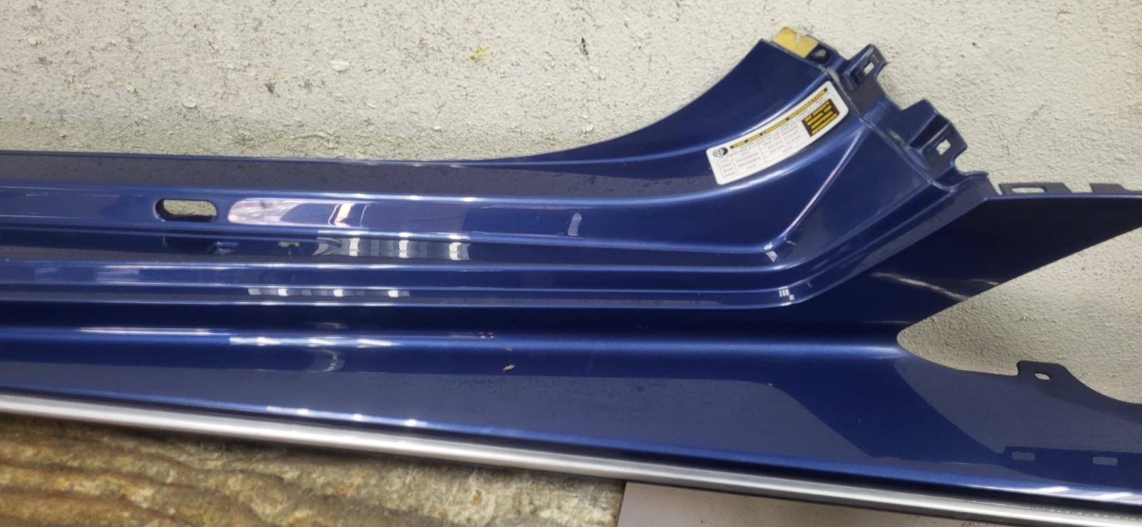 2019-2024 LAMBORGHINI HURACAN EVO DRIVER SIDE ROCKER MOLDING USED *DC10416