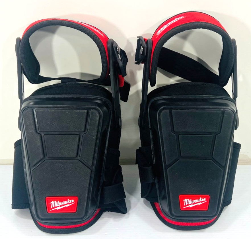 Milwaukee Stabilizer Knee Pad with Thigh Strap 48-73-6051