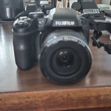 Fujifilm FinePix S9400 W Bridge Digital Camera Black series S w/16MP.