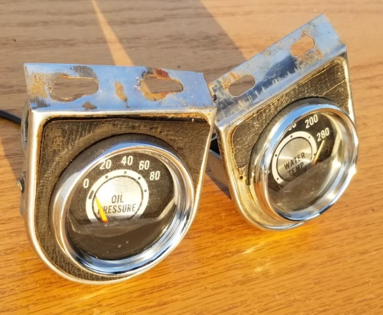 Vintage Gauges Oil Pressure Water Temperature Ford Chevy Mopar Pontiac - Image 3 of 4