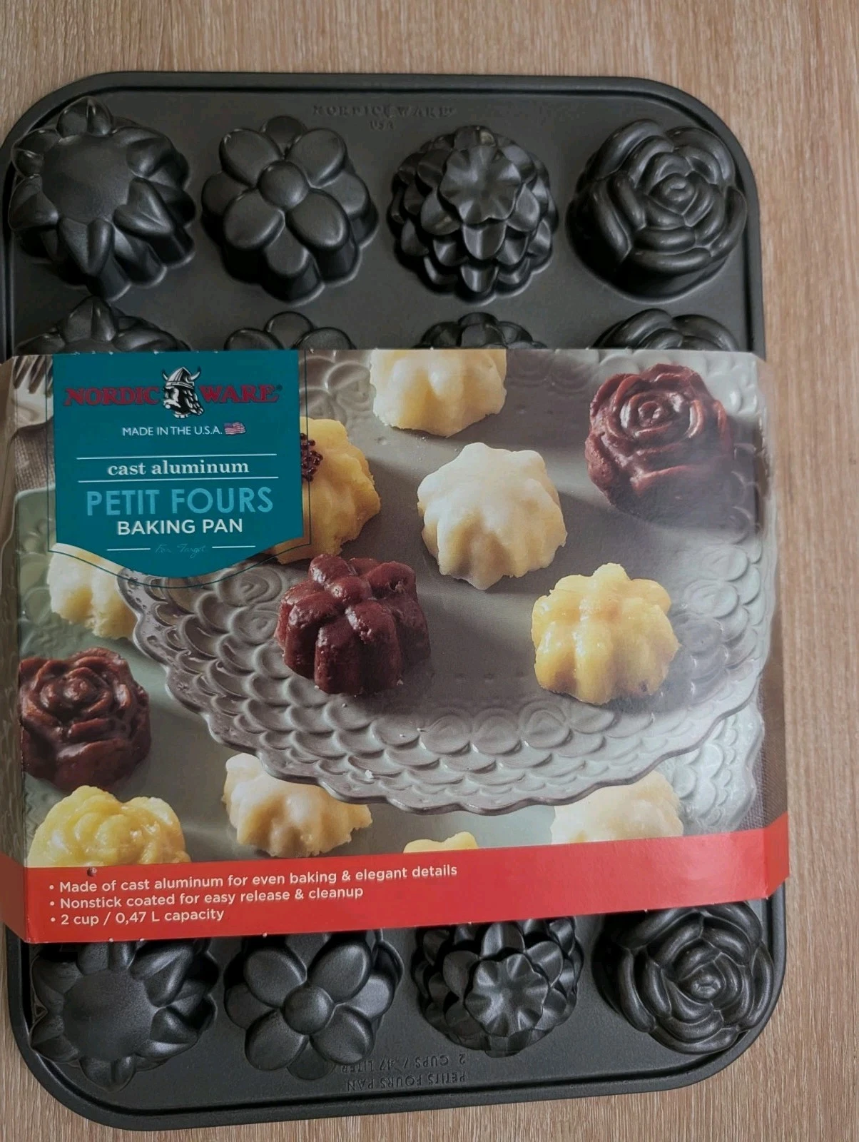 Nordic Ware Petit Fours Baking Pan Cast Aluminum Non-Stick Flower Shape Gray