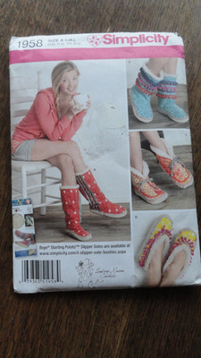 Simplicity 2011 Slipper Shoe Pattern S M L Boye Starting Points UNCUT