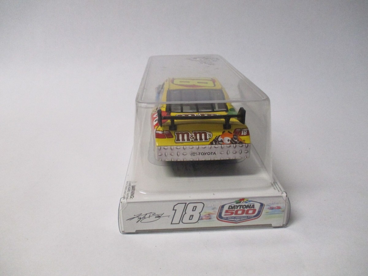 M&M's Kyle Busch #18 Winners Circle 1:24 Diecast Yellow Car